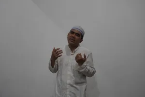 Babah Abdul Ghofur Maimoen dalam acara silaturrahmi bersama alumni